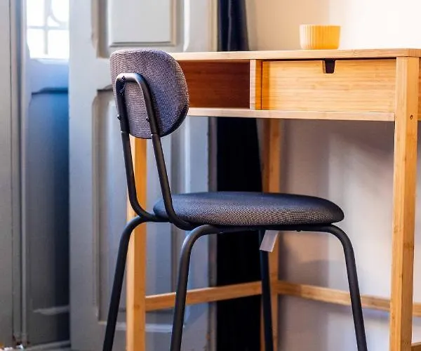 Apartman Quality With Homely Decor