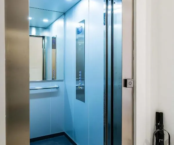 Apartman Quality With Homely Decor