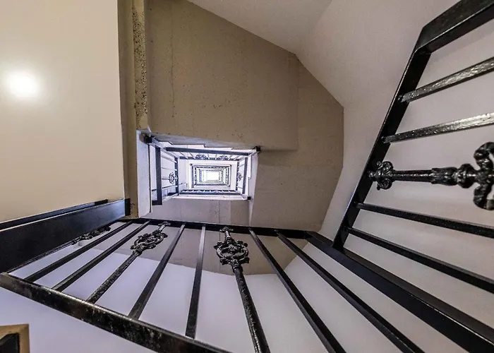 Apartman Quality With Homely Decor *